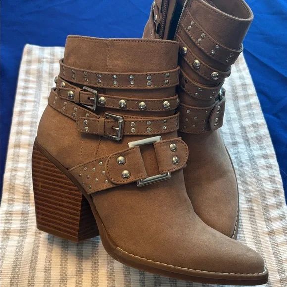 Madden Studded Buckle Suede Ankle Boots - Taupe size 7 - Picture 4 of 6